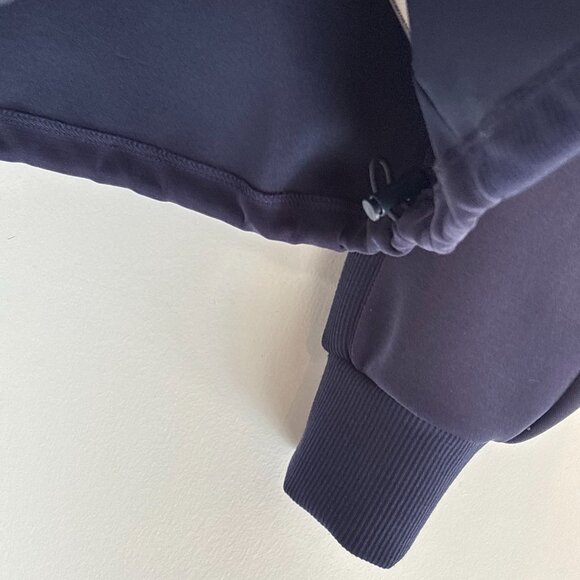 Evereve Vneck Minimalist Classic Navy Sweatshirt w/pocket Women's Size XS *L56 - Picture 11 of 16